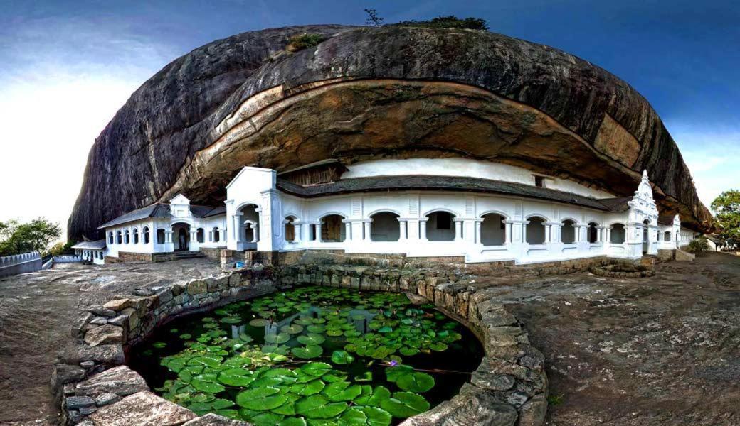 Sundaras Infinity Jungle Resort Дамбулла Екстер'єр фото